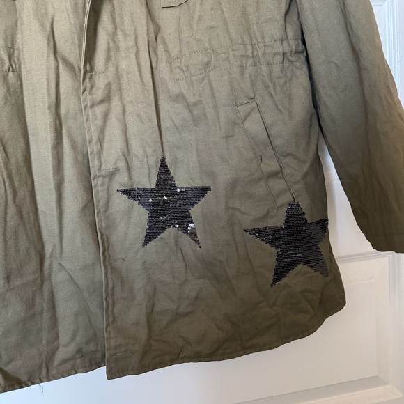 Olive Green Sequin Embellished Jacket - Picture 4 of 8